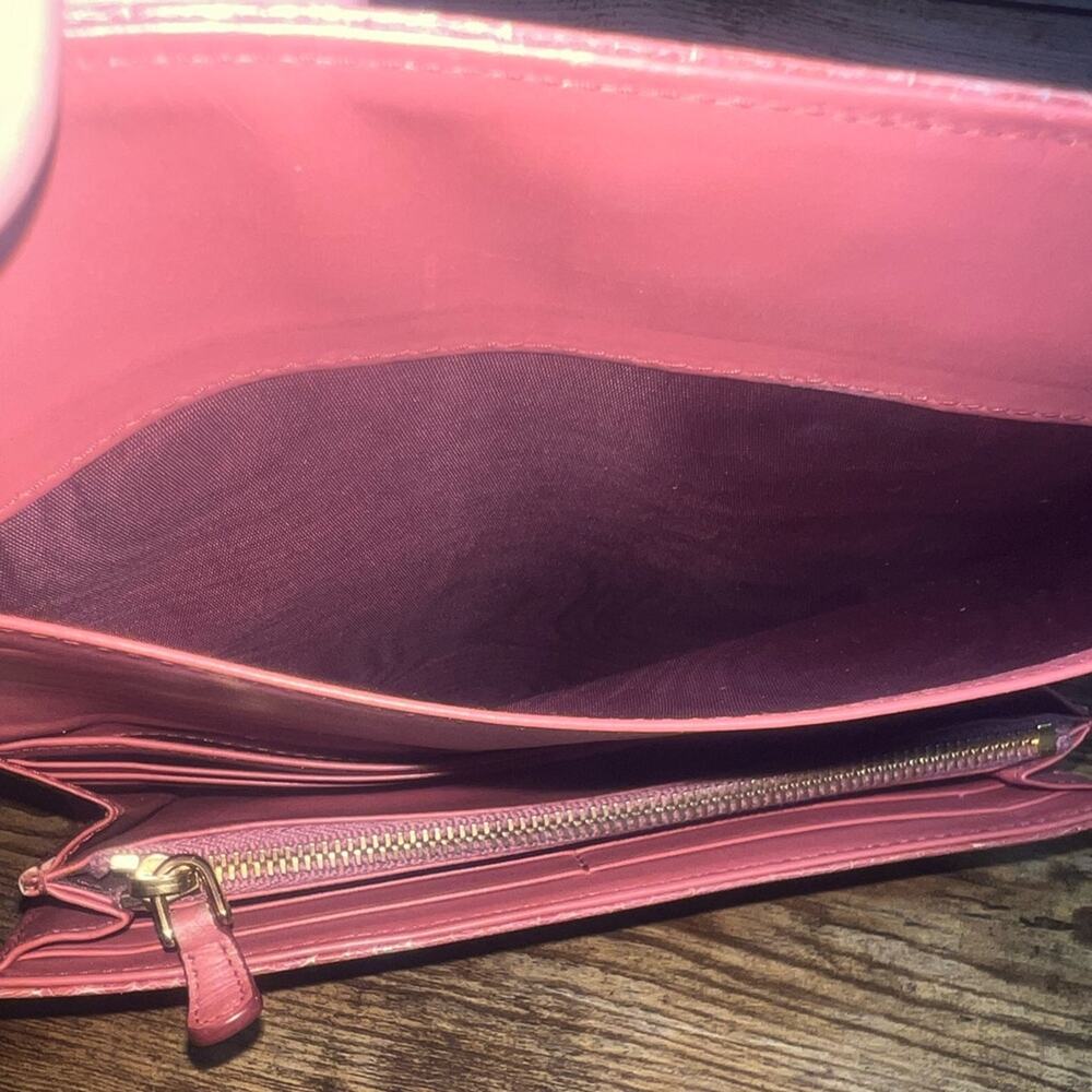 Miu Miu - Continental Wallet - Croc Embossed- Pink - Picture 8 of 12